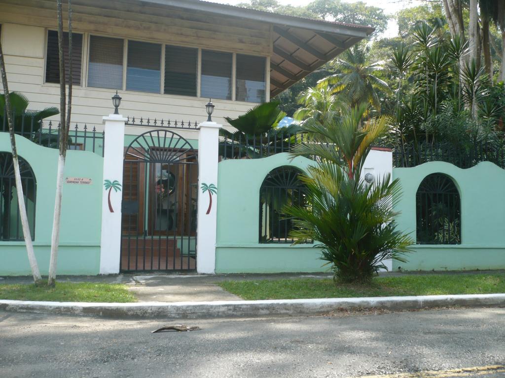 Dos Palmitos Bed And Breakfast Panama City Exterior photo